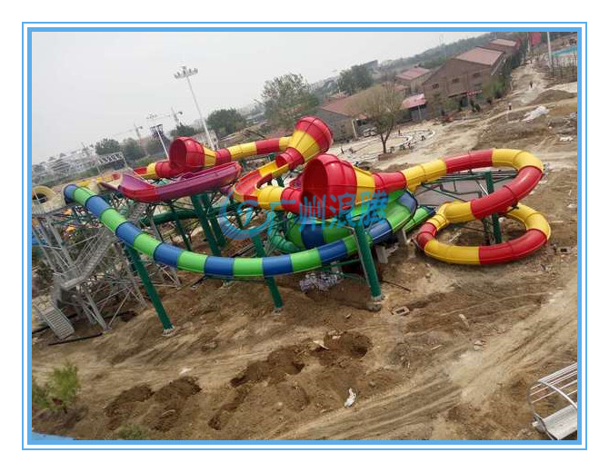 水上樂園設備-暴風谷滑梯